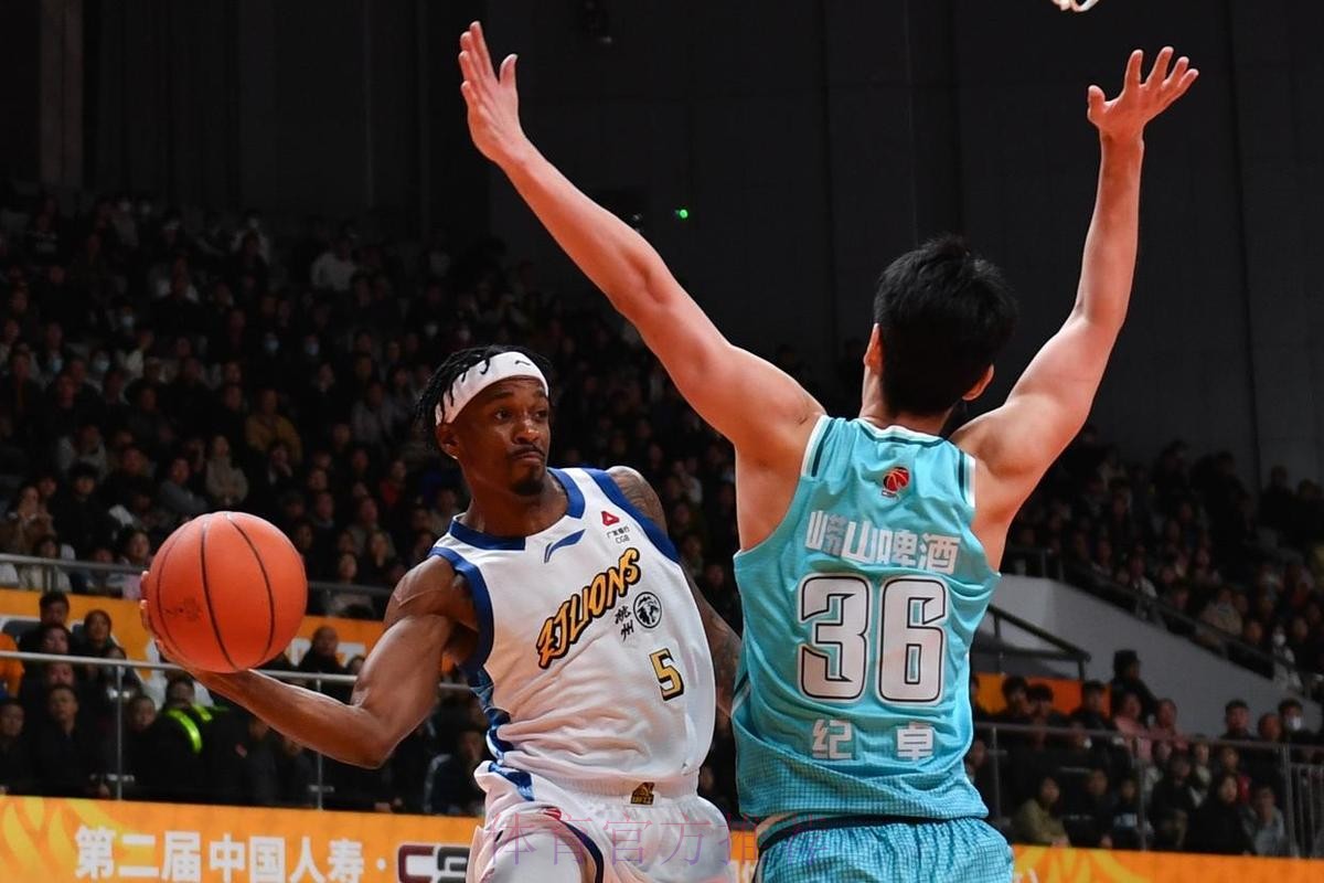 浙江方兴渡战胜青岛崂山啤酒